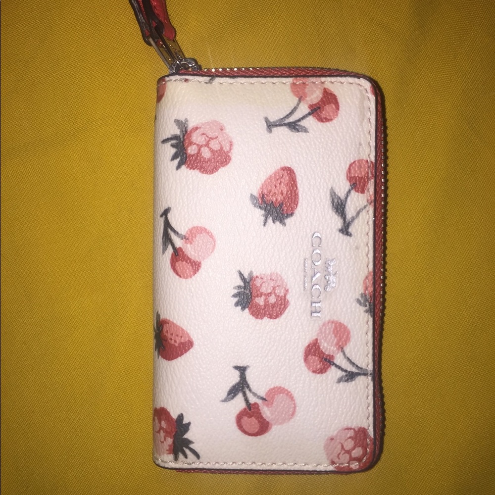 Coach wallet!!